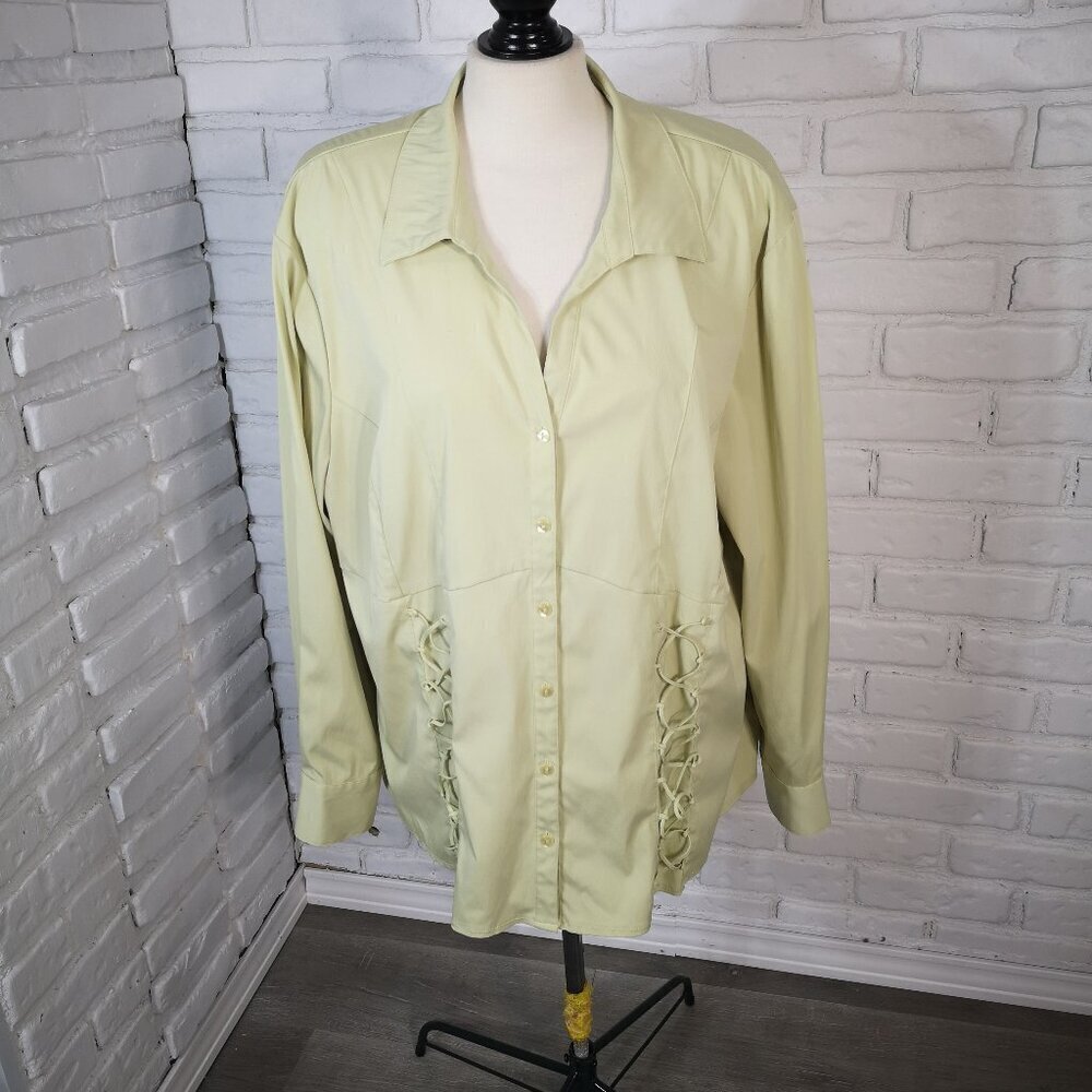 Penningtons Ladies Size 22 Mint Green V-neck Long Sleeve Button Front Blouse